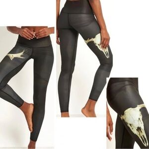 Women’s Teeki Deer Medicine Charcoal Hot Pants Leggings Medium